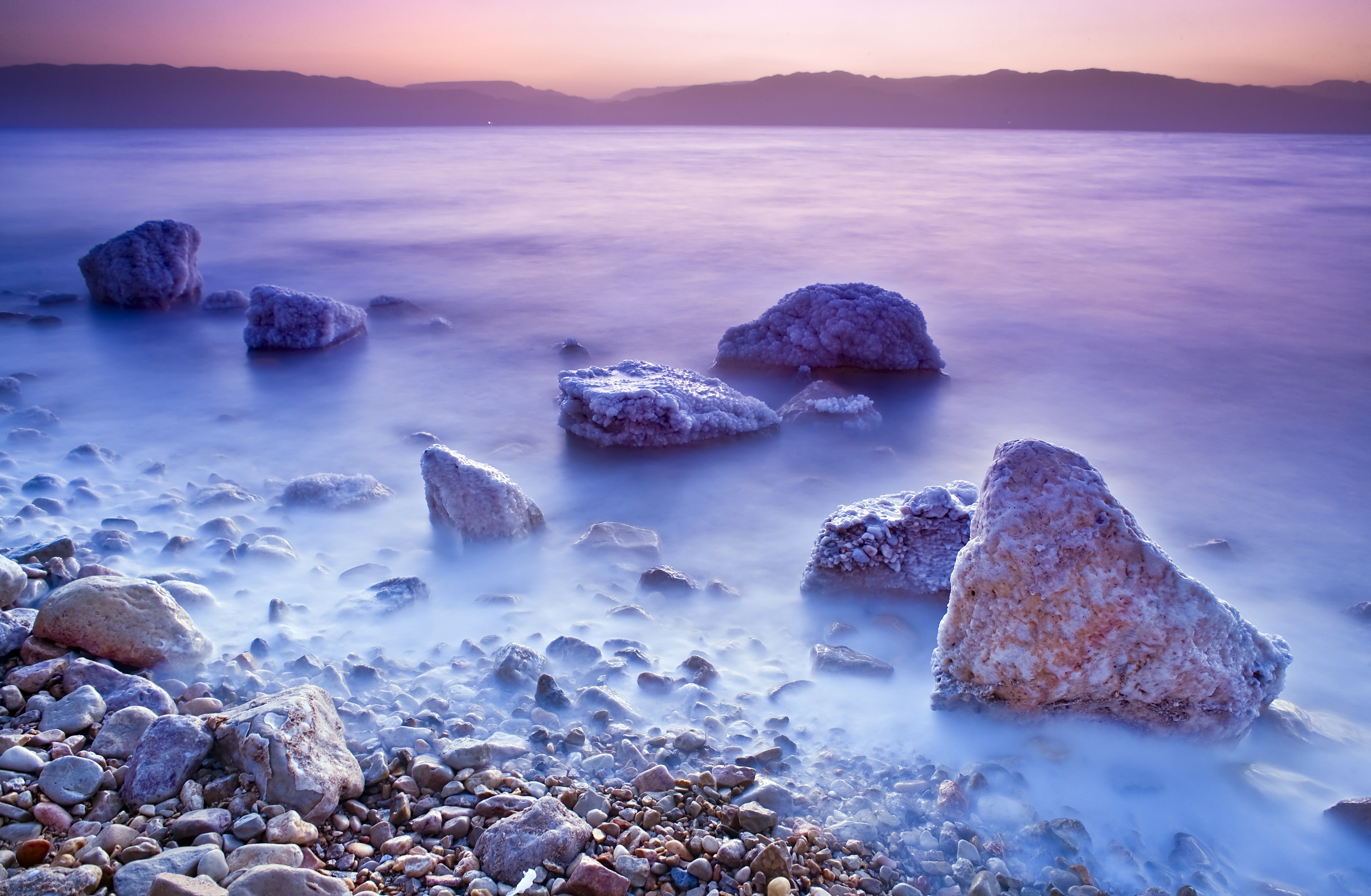 21 minerals from Jordan, in perfect balance